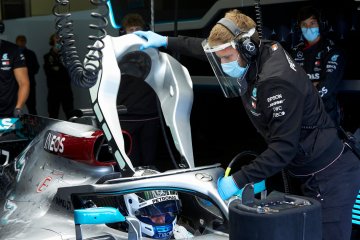 Mercedes berlatih di Silverstone persiapkan ketatnya jadwal F1 2020