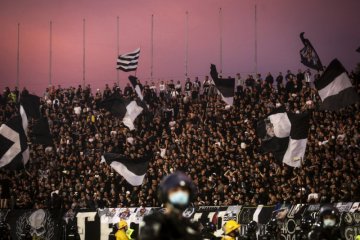 Beda sendiri, derbi Belgrade disaksikan 16.000 penonton