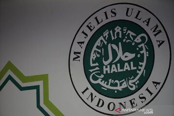 Miras berlabel halal beredar di Indonesia? Cek faktanya!