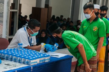 BNN Banten lakukan tes urine narapidana Lapas Rangkasbitung