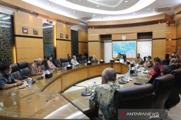 Sejumlah purnawirawan TNI temui Mahfud MD bahas ideologi negara