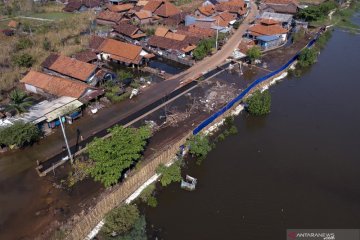 BMKG: Waspadai potensi banjir rob di pesisir utara dan selatan Jawa