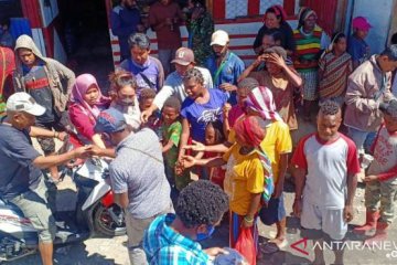 3.100 APD disumbangkan KPA Tolikara-Papua untuk tangani corona