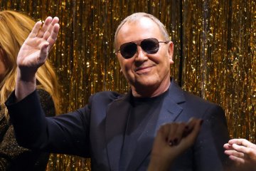 Michael Kors tak akan ikut New York Fashion Week