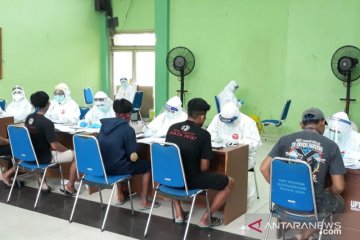 Pedagang Pasar Bunga Rawa Belong jalani tes usap