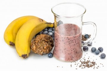 Resep "smoothie" alpukat dan pisang dalam 10 menit