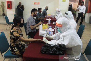 Panitera Pengganti positif, 310 pegawai PN Surabaya di "rapid test"