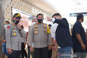 Kapolda Metro Jaya tinjau mal  dan pasar  cek protokol kesehatan