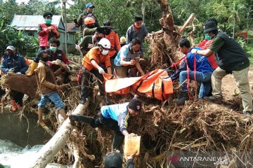 Operasi pencarian korban tanah longsor Jeneponto ditutup