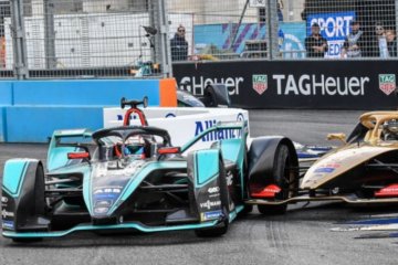 Formula E gelar enam balapan dalam sembilan hari untuk tutup musim