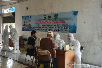 Usai jalani tes usap, pedagang diizinkan berdagang di Pasar Johar Baru