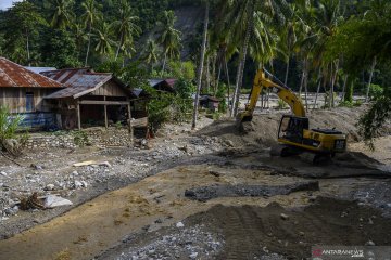 Akademisi ingatkan pentingnya bangunan penahan longsor