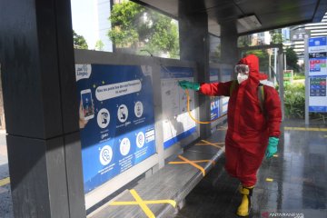 DKI Jakarta kembali masuk zona merah COVID-19? Ini faktanya