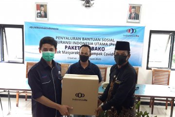 Indonesia Re salurkan 500 paket sembako kepada warga Cisarua