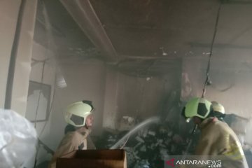 Korsleting sebabkan ruko tiga tingkat di Green Ville hangus terbakar