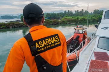 Basarnas cari korban kapal nelayan tenggelam di Selat Sunda