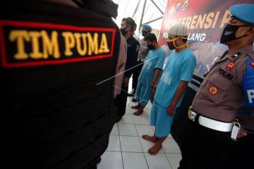 TERSANGKA PENIPUAN REKRUTMEN PNS, KORBAN 54 WARGA