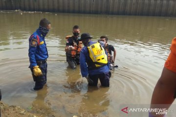 Bocah tenggelam di Pintu Air Kali Pesanggrahan ditemukan tewas