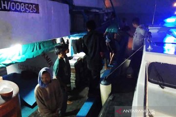 Polres Indramayu evakuasi 17 ABK korban kapal tenggelam