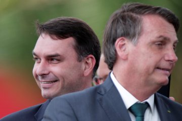 Putra Bolsonaro: Politik Brazil mungkin tak stabil setelah pemilu