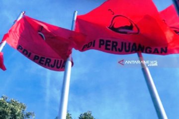 Cek Fakta: Bendera PDI Perjuangan dilarang di Sumatera Barat?