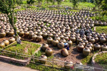 Menengok proses pembuatan cuka secara tradisional di Chishui