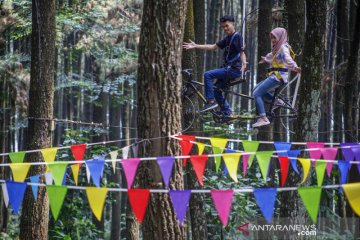 Wisata gunung pancar dibuka kembali