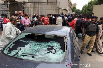 Granat meledak saat demonstrasi Kashmir di Karachi, 30 orang luka-luka