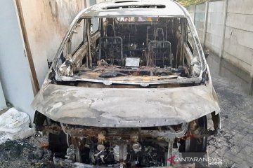 Polisi pindahkan tersangka pembakar mobil Via Vallen