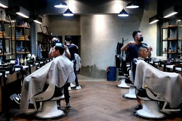 Geliat bisnis "barbershop" di masa transisi