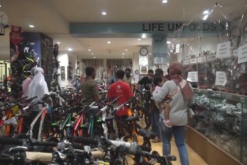 Transaksi penjualan sepeda yang tengah melesat