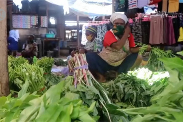 Ratusan pedagang reaktif, Pemkot Jayapura tutup Pasar Youtefa