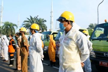 Pemkot Tangerang kerahkan petugas sterilisasi tempat umum