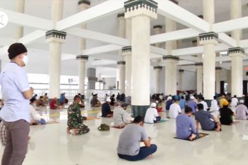 Sejumlah masjid di DKI Jakarta lakukan evaluasi penerapan PSBB transisi