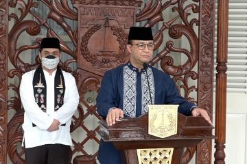 Anies ingatkan warga untuk patuhi protokol kesehatan di masa transisi