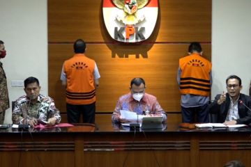 KPK tetapkan mantan Dirut PT DI sebagai tersangka korupsi proyek fiktif