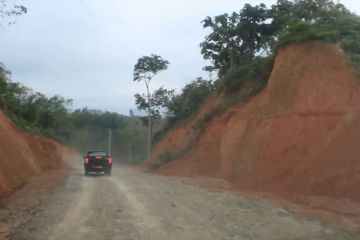 Pembangunan jalan Solok Selatan-Dharmasyara ditargetkan rampung dua tahun