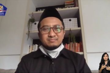 Yusuf Mansur ajak masyarakat  berpikir positif hadapi kehidupan normal baru