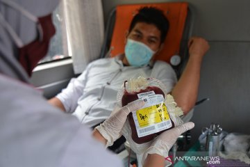 Gerakan donor darah ASN Aceh di tengah COVID-19