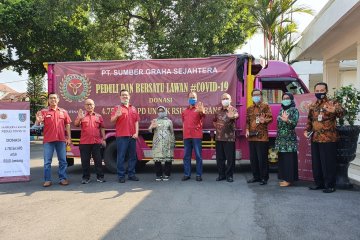 Sampoerna Kayoe salurkan donasi 4.750 set APD kepada RSUD di Jombang