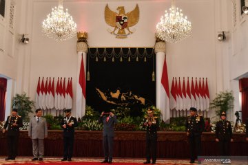 Peringatan Hari Bhayangkara di Istana Negara