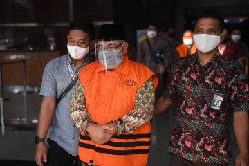 KPK Tahan Mantan Anggota DPRD Jambi