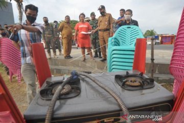 PENERTIBAN PEDAGANG PANTAI PADANG