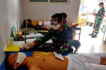 Calon taruna AAL jalani "rapid test" saat pemeriksaan kesehatan