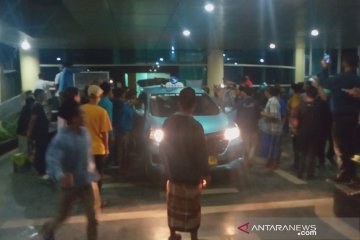 Ratusan warga jemput paksa jenazah COVID-19 di RSUD Kota Mataram