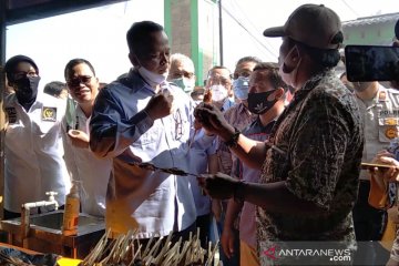 KKP siap bantu "cold storage" untuk sentra produksi ikan asap Demak