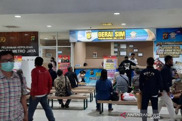 Polda Metro Jaya buka lima gerai SIM Keliling