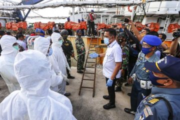 Petugas Gabungan Amankan Dua Kapal Berbendera China