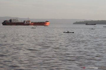 AKTIVITAS NELAYAN BAUBAU