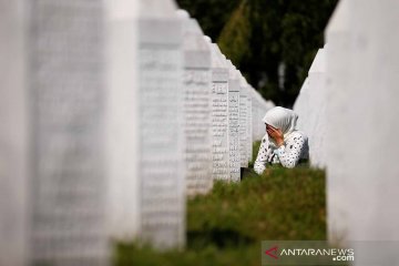 Peringatan 25 tahun pembantaian Muslim Bosnia di tengah pandemi